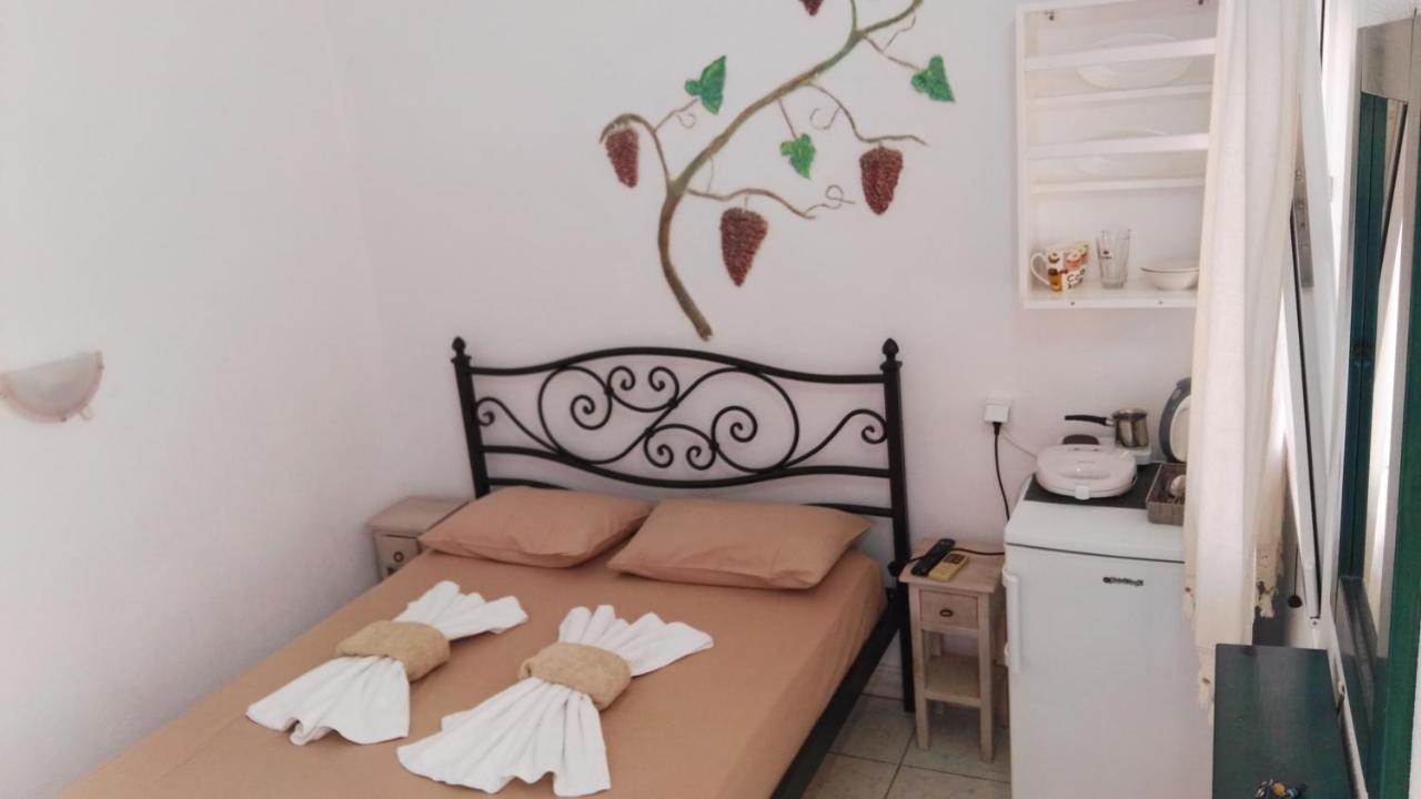 Bella Vista Hotel Adamantas  Buitenkant foto