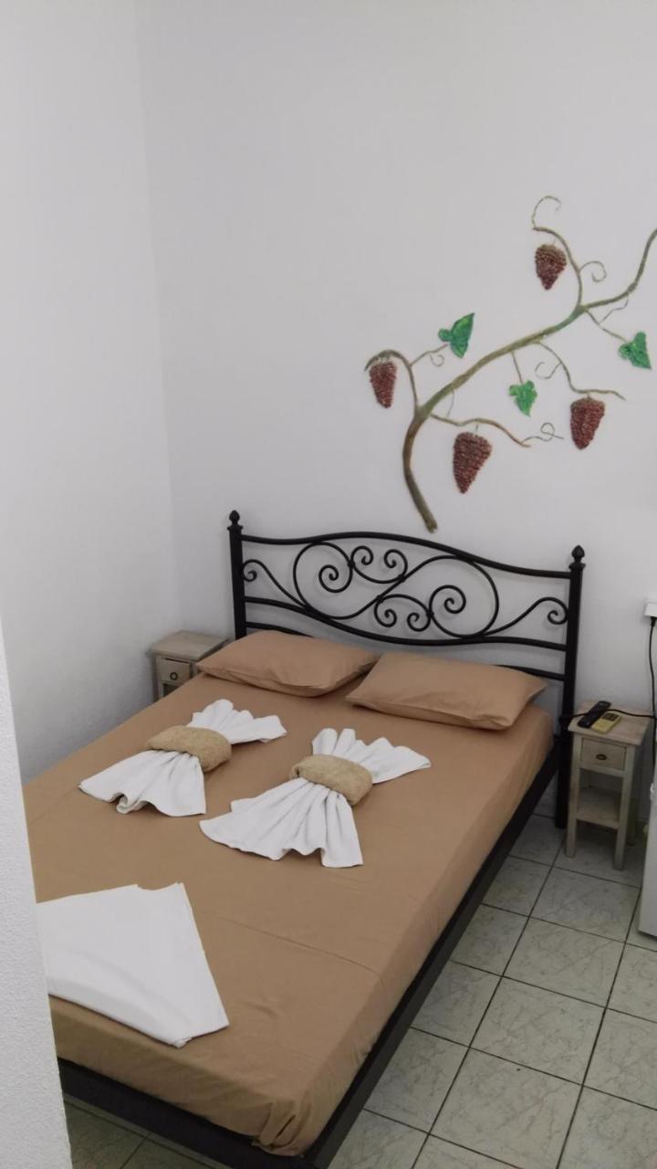 Bella Vista Hotel Adamantas  Buitenkant foto