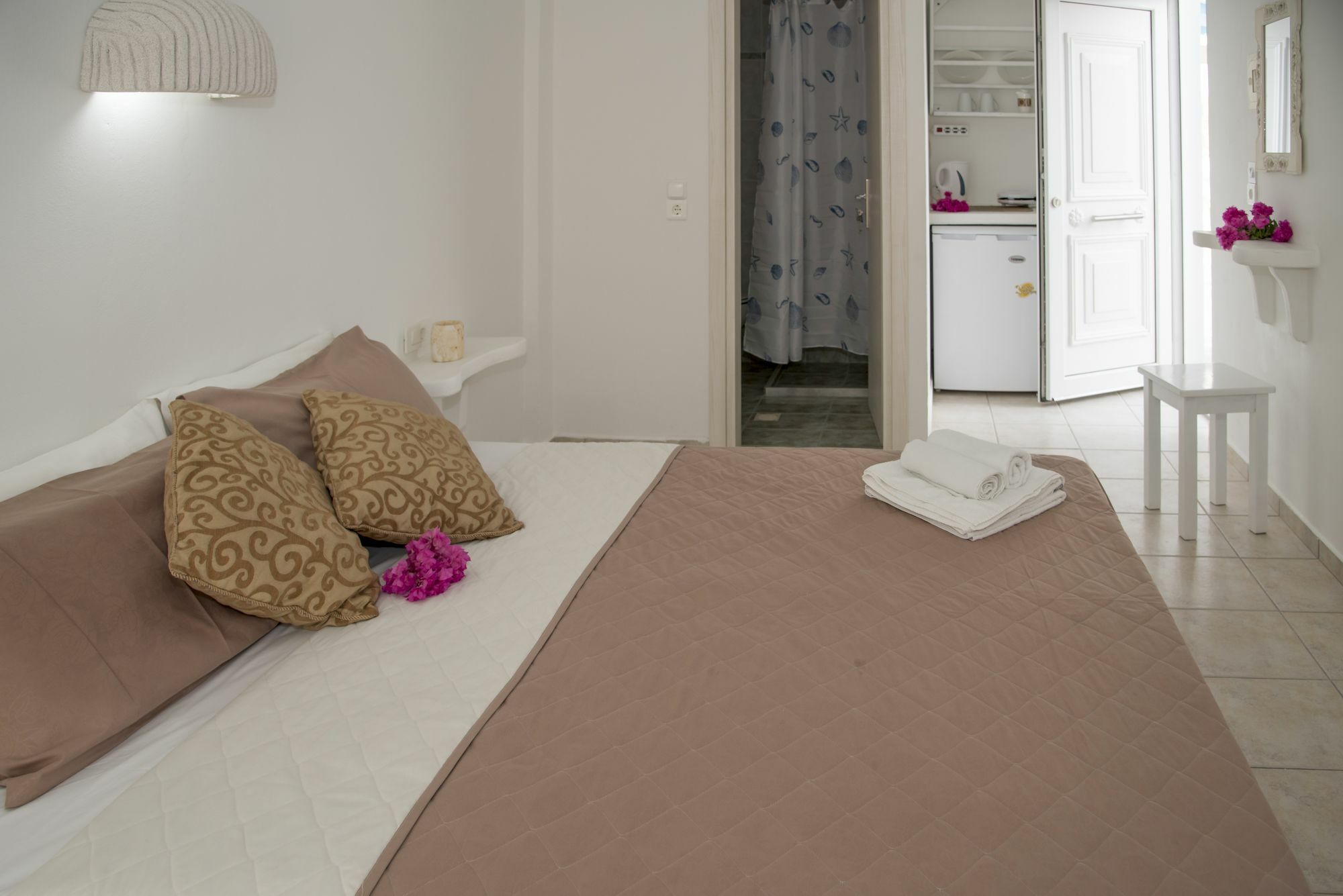 Bella Vista Hotel Adamantas  Buitenkant foto